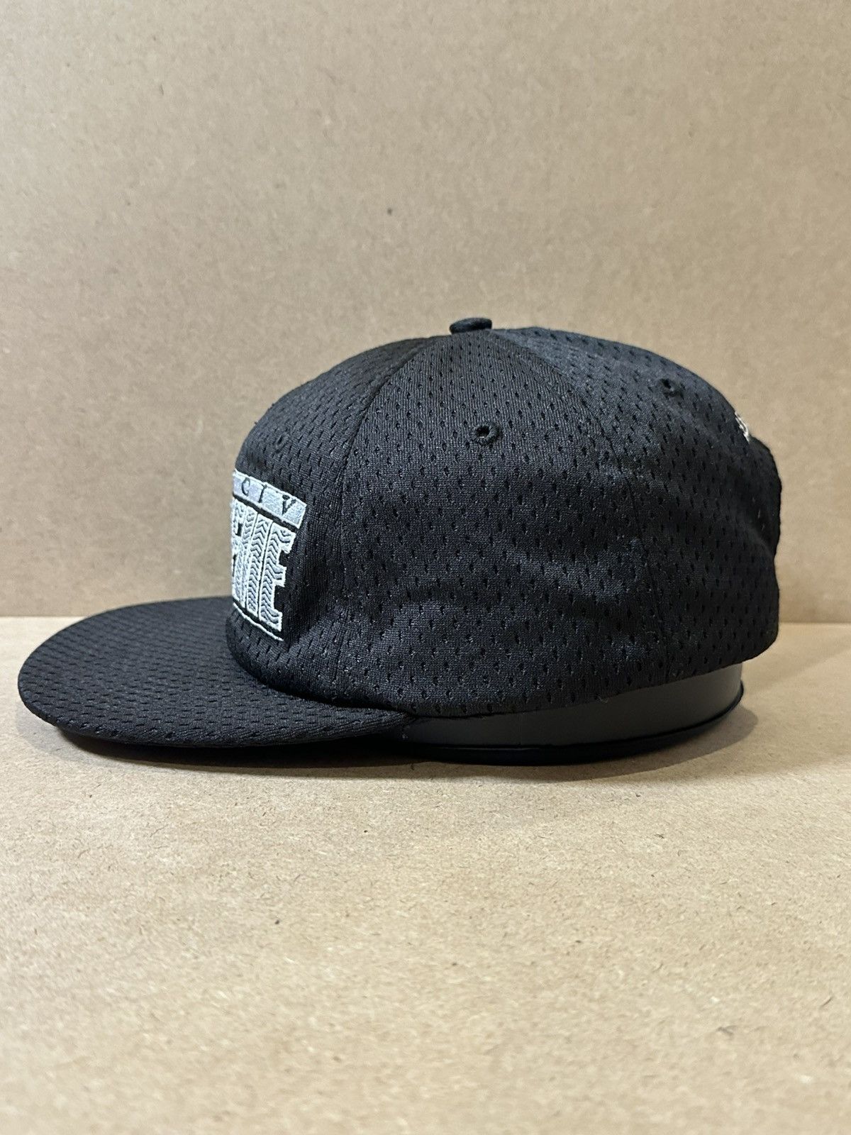 Supreme Supreme Zig Zag 6-Panel cap in black. Size ONE SIZE - 4 Thumbnail