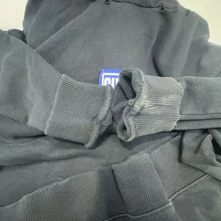 Givenchy Givenchy Logo Letter Print Hooded Sweatshirt. Size US XS / EU 42 / 0 - 9 Thumbnail