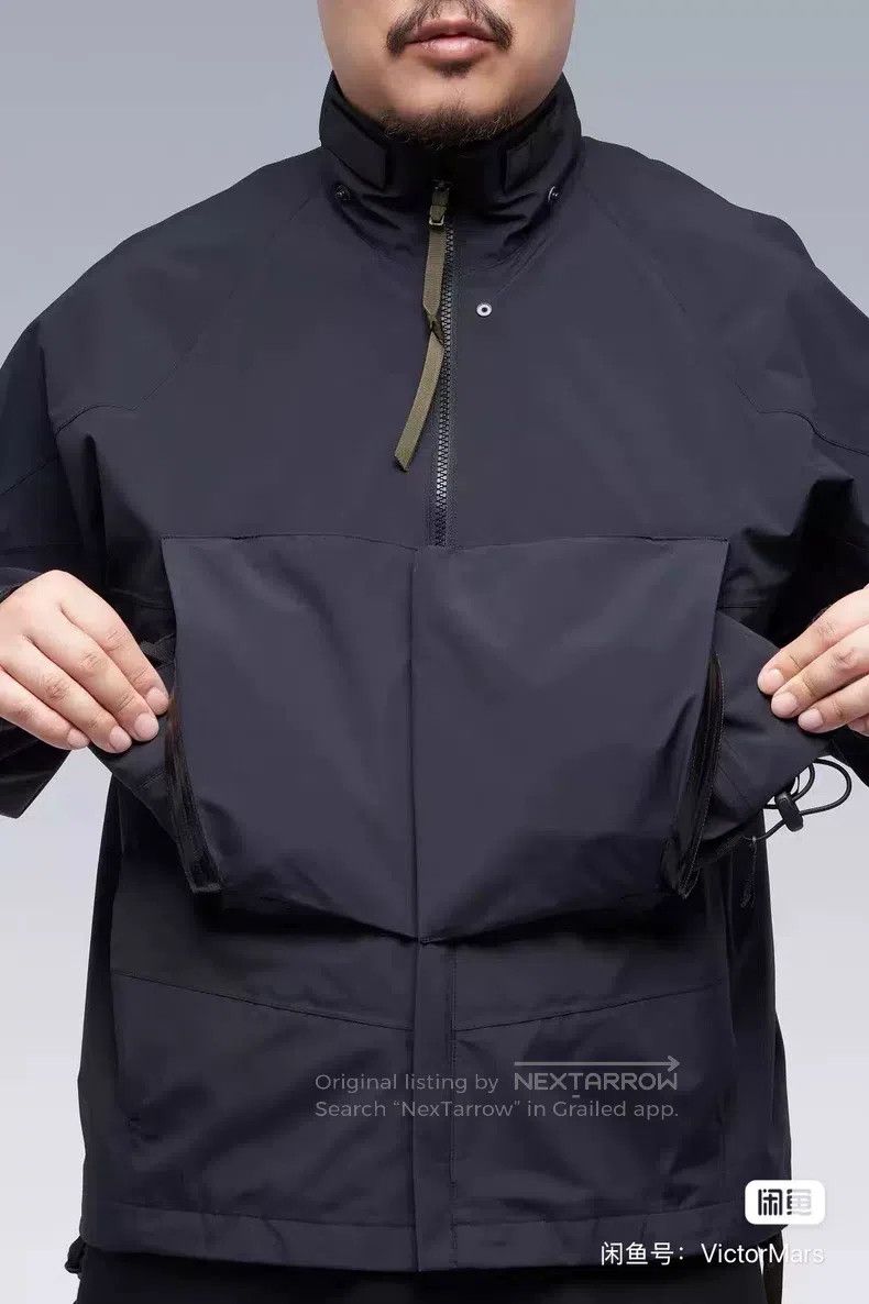 Acronym Acronym Black jackets Size US S / EU 44-46 / 1 - 3 Thumbnail