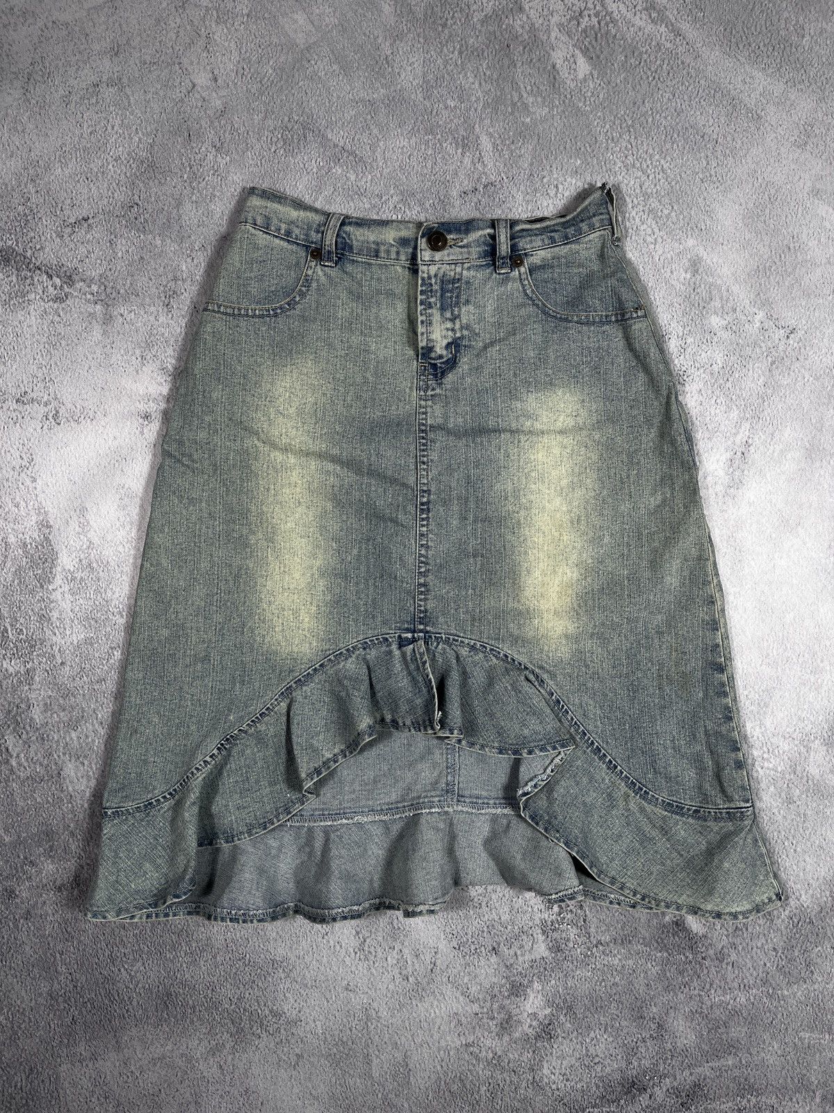 Vintage Vintage 90s Faded denim flared mini skirt streetwear 00s Size 25" / US 0 / IT 36 - 1 Thumbnail