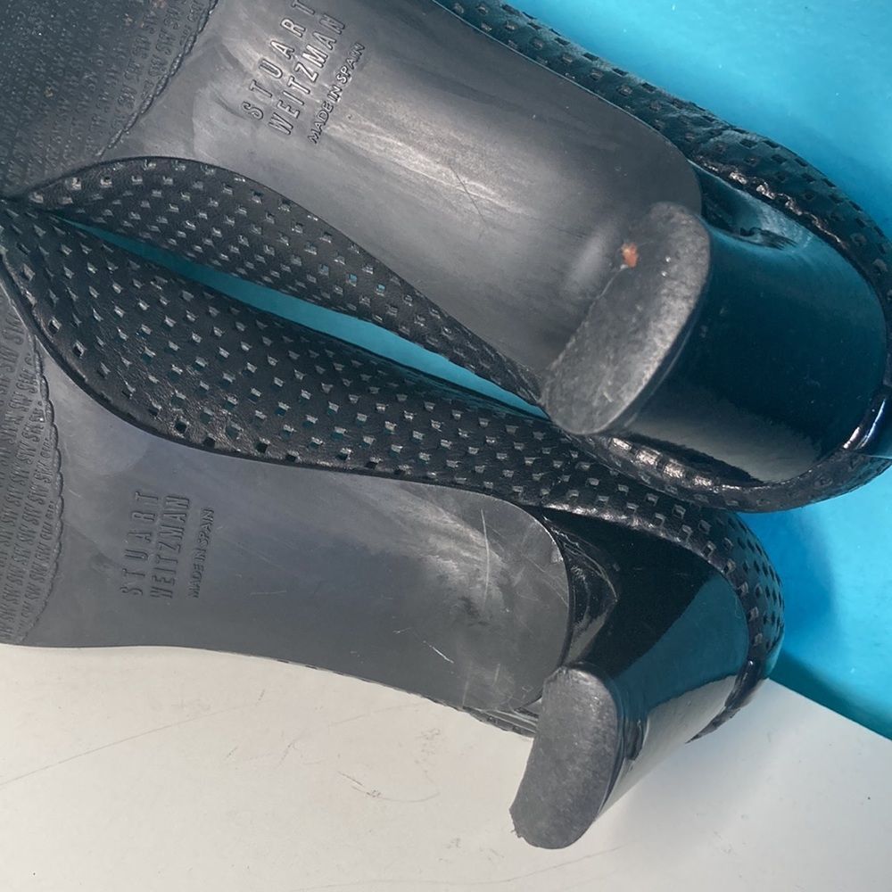 Stuart Weitzman Stuart Weitzman Ariela Perforated Leather Heels 39 Size 8.5 Size US 8.5 / IT 38.5 - 15 Thumbnail