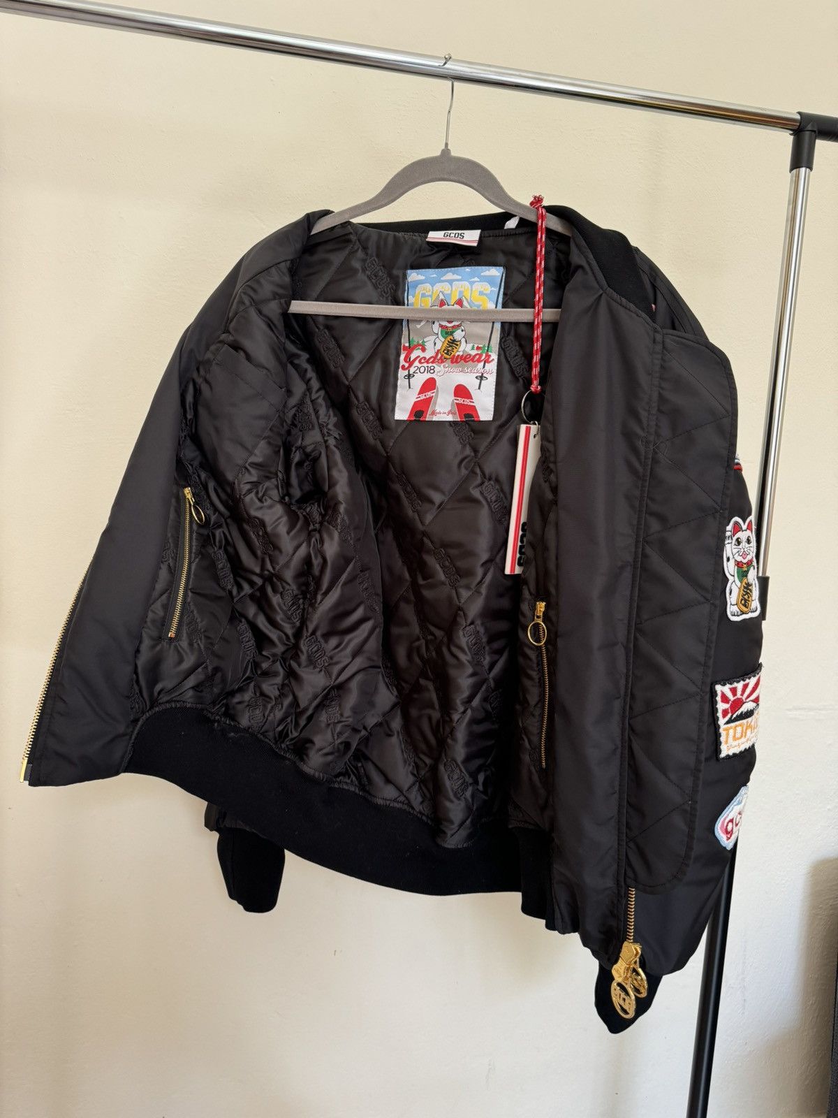 GCDS Bomber GCDS snow season 2018 Size US XL / EU 56 / 4 - 2 Thumbnail
