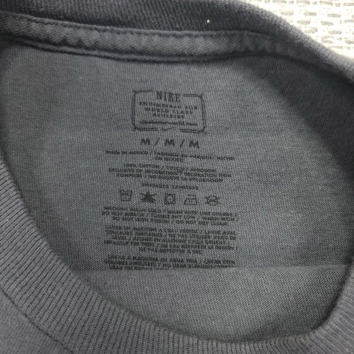 Nike Nike Graphic Tee shirt Adult M Short Sleeve Gray Regular Fit Swoosh T-Shirt Mens Size US M / EU 48-50 / 2 - 6 Thumbnail