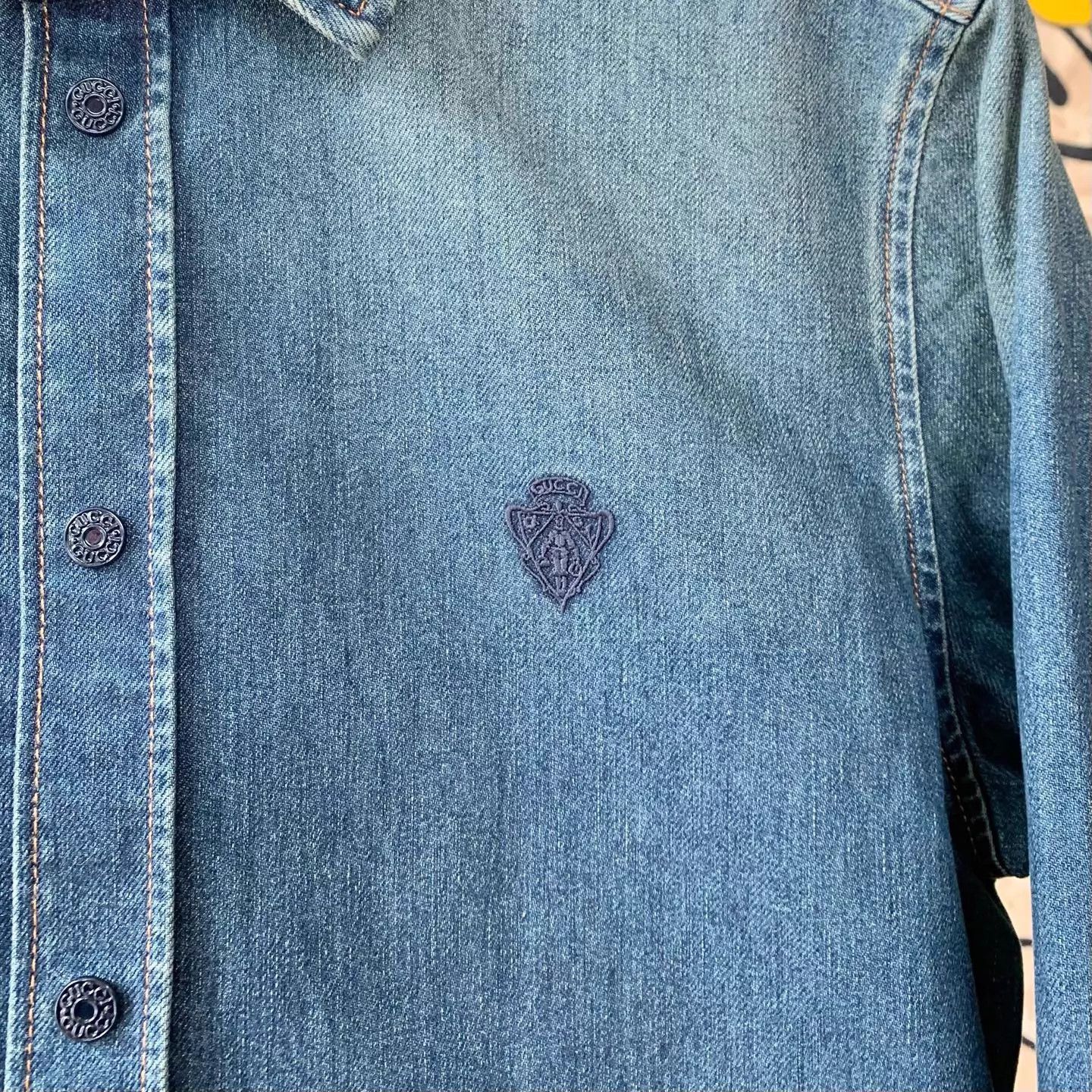 Gucci GUCCI La Famiglia Men's Faded Cotton Denim Shirt 50 Size US M / EU 48-50 / 2 - 5 Thumbnail