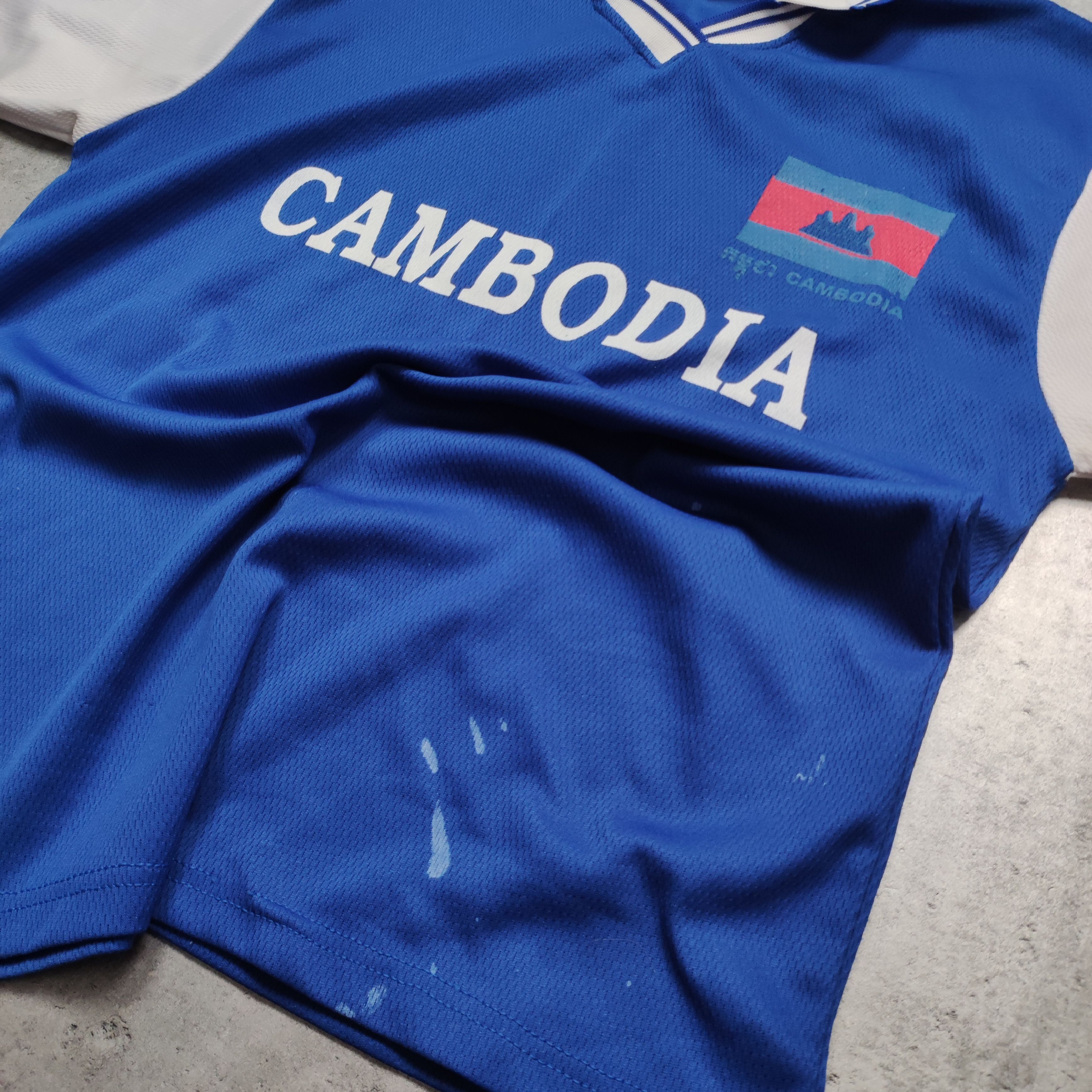Vintage Vintage RARE 90s Football x Cambodian National Jersey Size US S / EU 44-46 / 1 - 5 Thumbnail