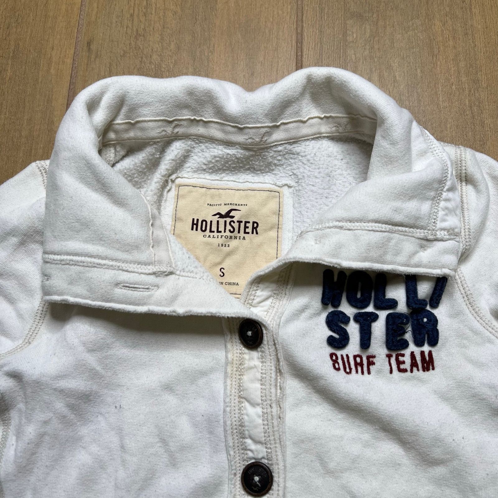Hollister Y2K Hollister Button Down Jacket Sz Small California Surf Size S / US 4 / IT 40 - 3 Thumbnail