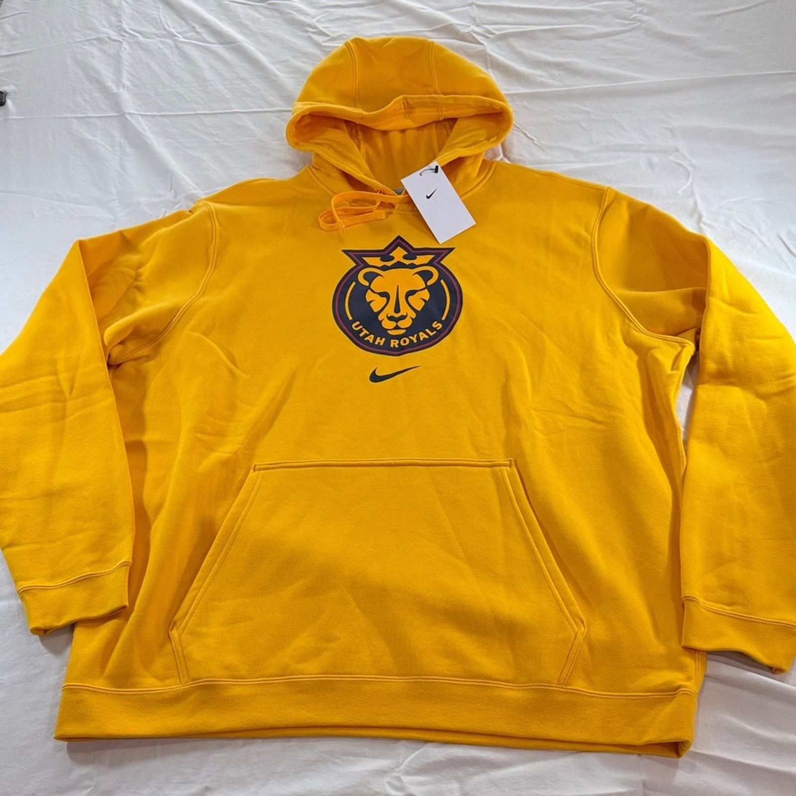 Nike Nike Gold Utah Royals Hoodie sz XXL NWT Size US XXL / EU 58 / 5 - 1 Thumbnail
