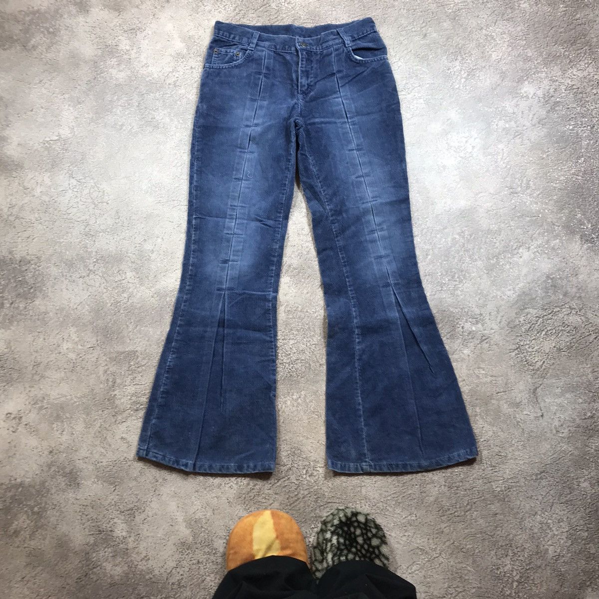 Vintage Vintage 90s Y2K Baggy Flared Jeans Low Rise Grunge Faded 29 Size 29" - 2 Thumbnail