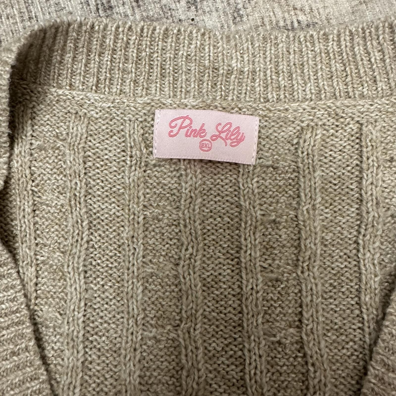 Designer Pink Lily Cozy Cable Knit Sleeveless Sweater Vest Size XXL / US 16-18 / IT 52-54 - 2 Thumbnail
