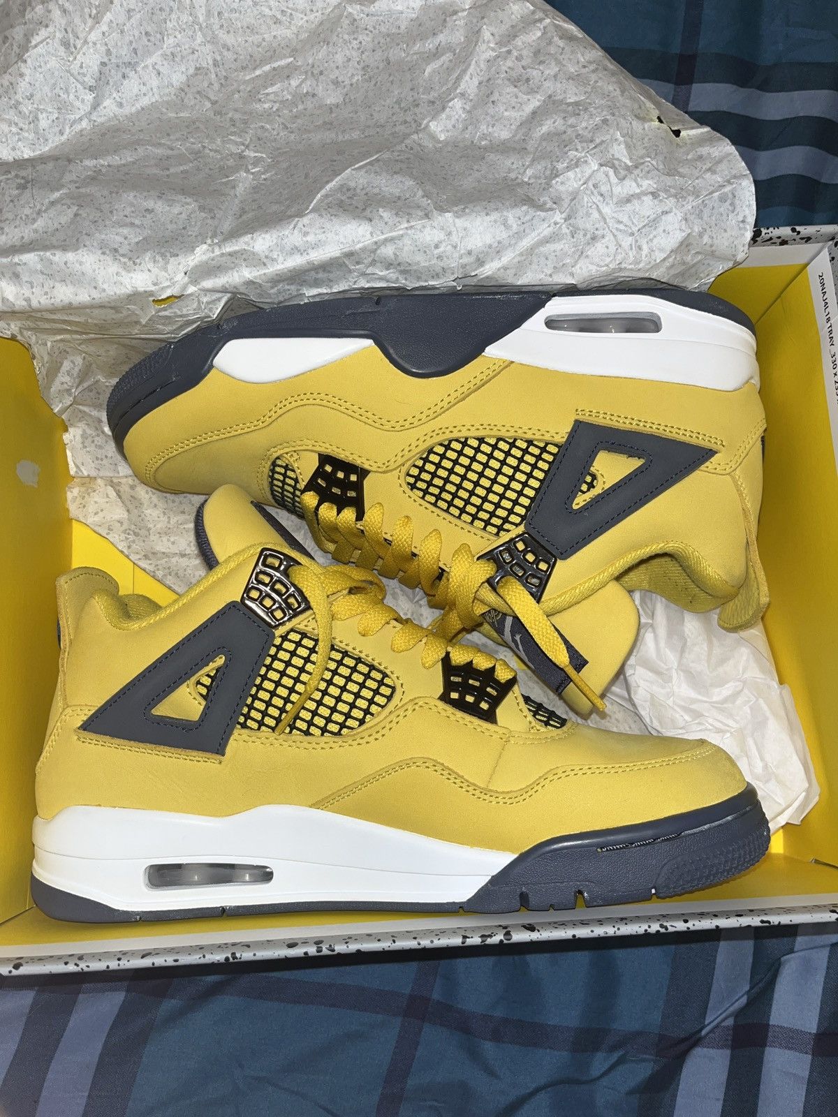 Jordan Brand Jordan 4 Lightning 2021 Size US 8 / EU 41 - 4 Thumbnail