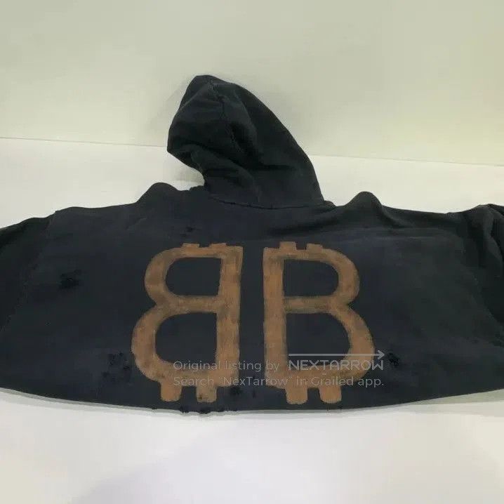 Balenciaga Balenciaga FW23 Letter Print Distressed Hoodie. Size US M / EU 48-50 / 2 - 8 Thumbnail