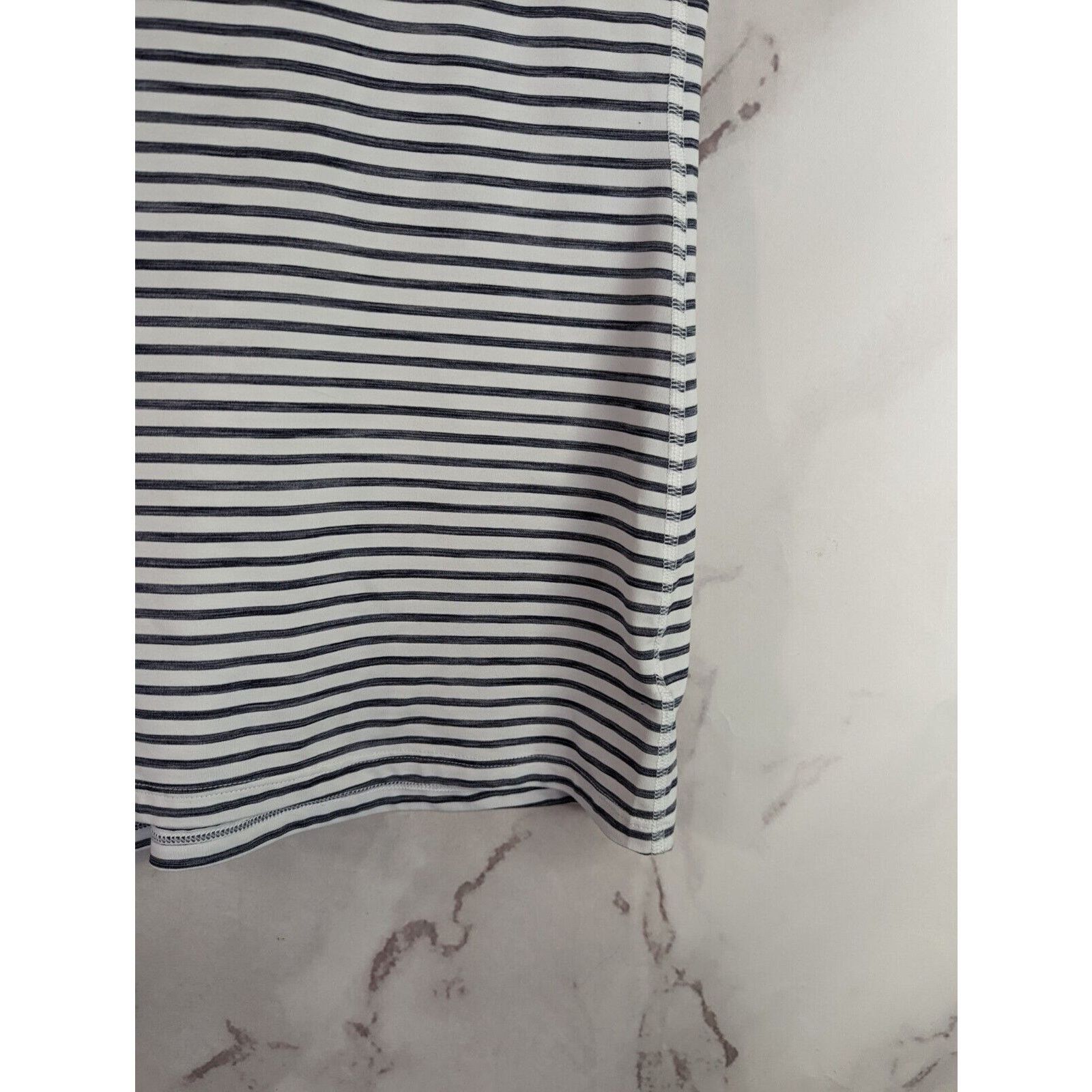 Athleta Athleta Tank Top Women Small Racerback White Gray Striped Size S / US 4 / IT 40 - 7 Thumbnail