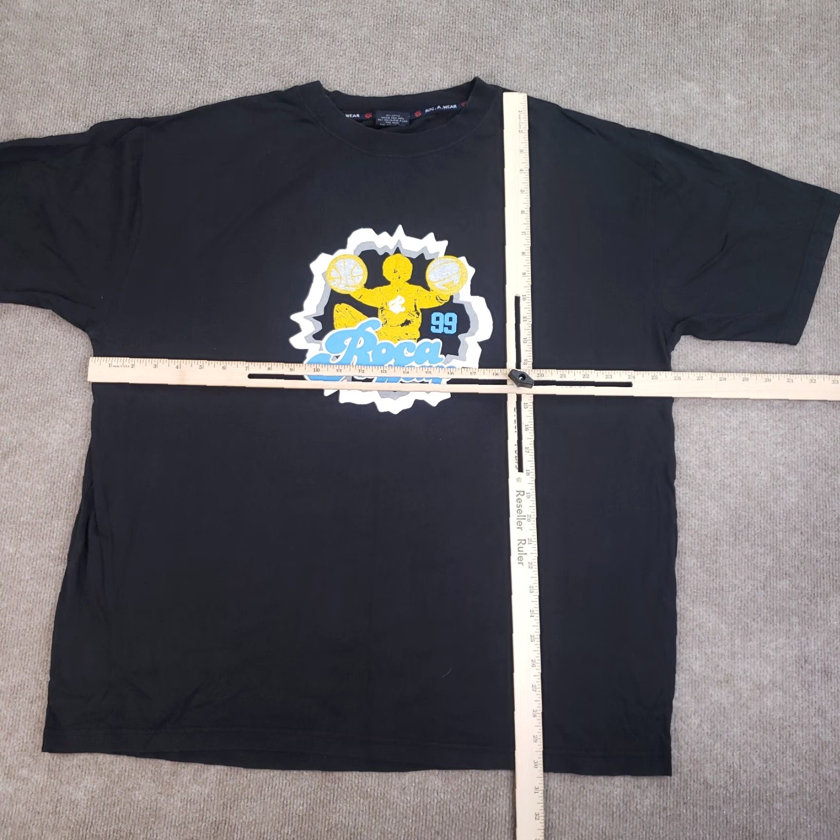 Rocawear Rocawear T-shirt Mens 2XL Black Crew Neck Short Sleeve Front Graphic Casual Size US XXL / EU 58 / 5 - 2 Thumbnail