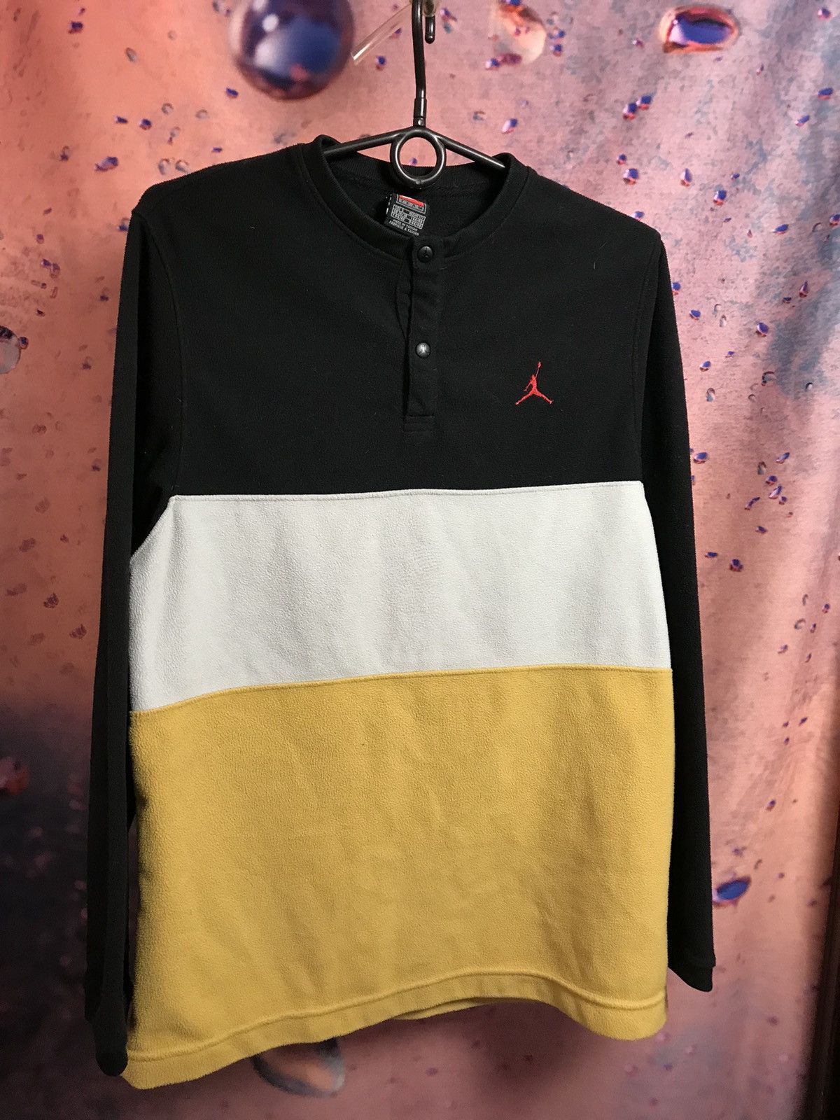 Jordan Brand Vintage Nike Jordan streetwear fleece longsleeve Size US S / EU 44-46 / 1 - 1 Thumbnail