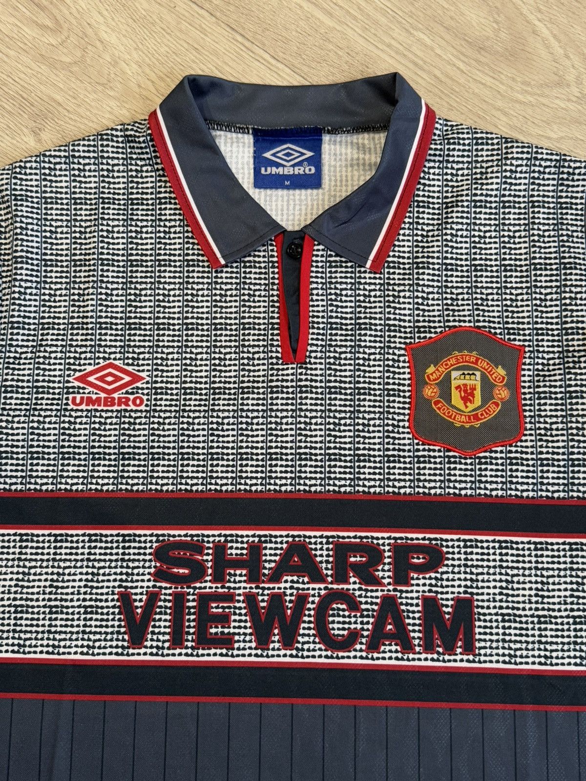Vintage 🔷Vintage Umbro Manchester United 1995/96 Soccer jersey🔷 Size US M / EU 48-50 / 2 - 3 Thumbnail
