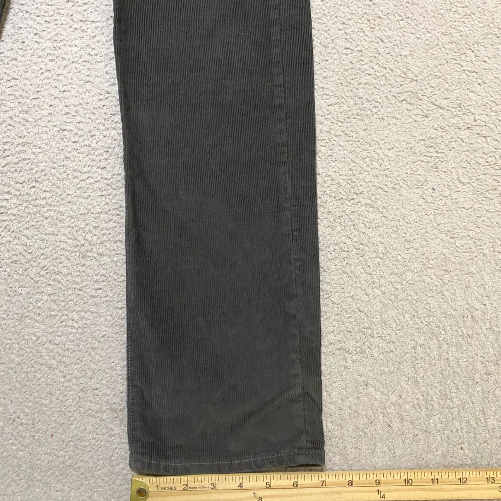 J.Crew J. Crew Mens 30x32 Corduroy Jeans Gray Medium Wash 770 Straight Mid Rise Jeans Men's Corduroy 30 32 Gray Medium Wash 770 Straight Mid Rise Size US 30 / EU 46 - 5 Thumbnail