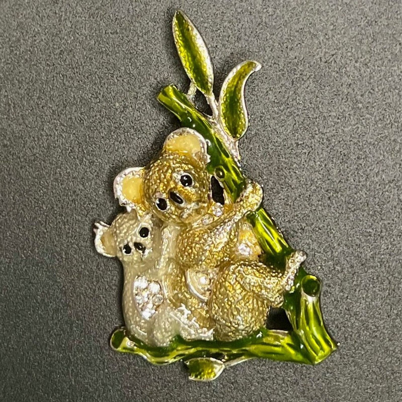 & Other Stories Napier, Kola Moma and Baby Bear Brooch Pin, Green Enamel Size ONE SIZE - 1 Preview