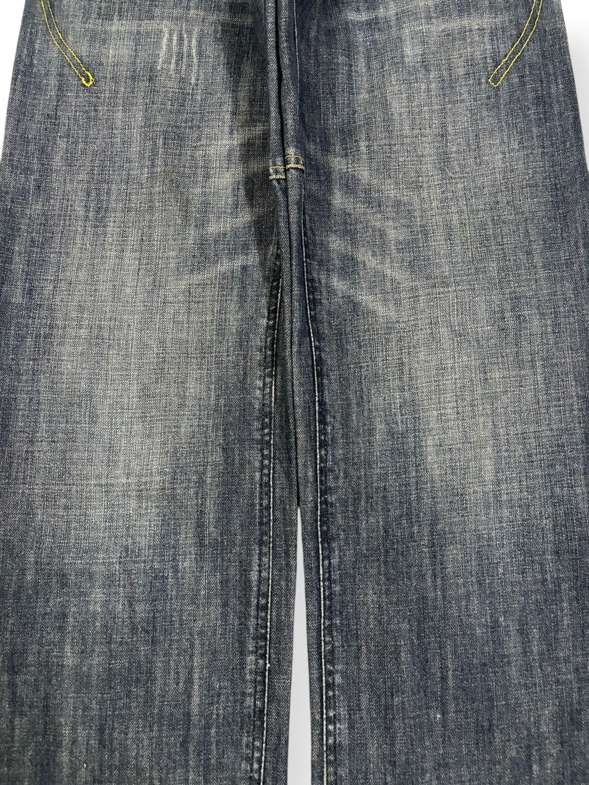 Beauty Beast Vintage Japanese Brand Clawmark Faded Loose Fit Ripped Jeans Size US 32 / EU 48 - 4 Thumbnail