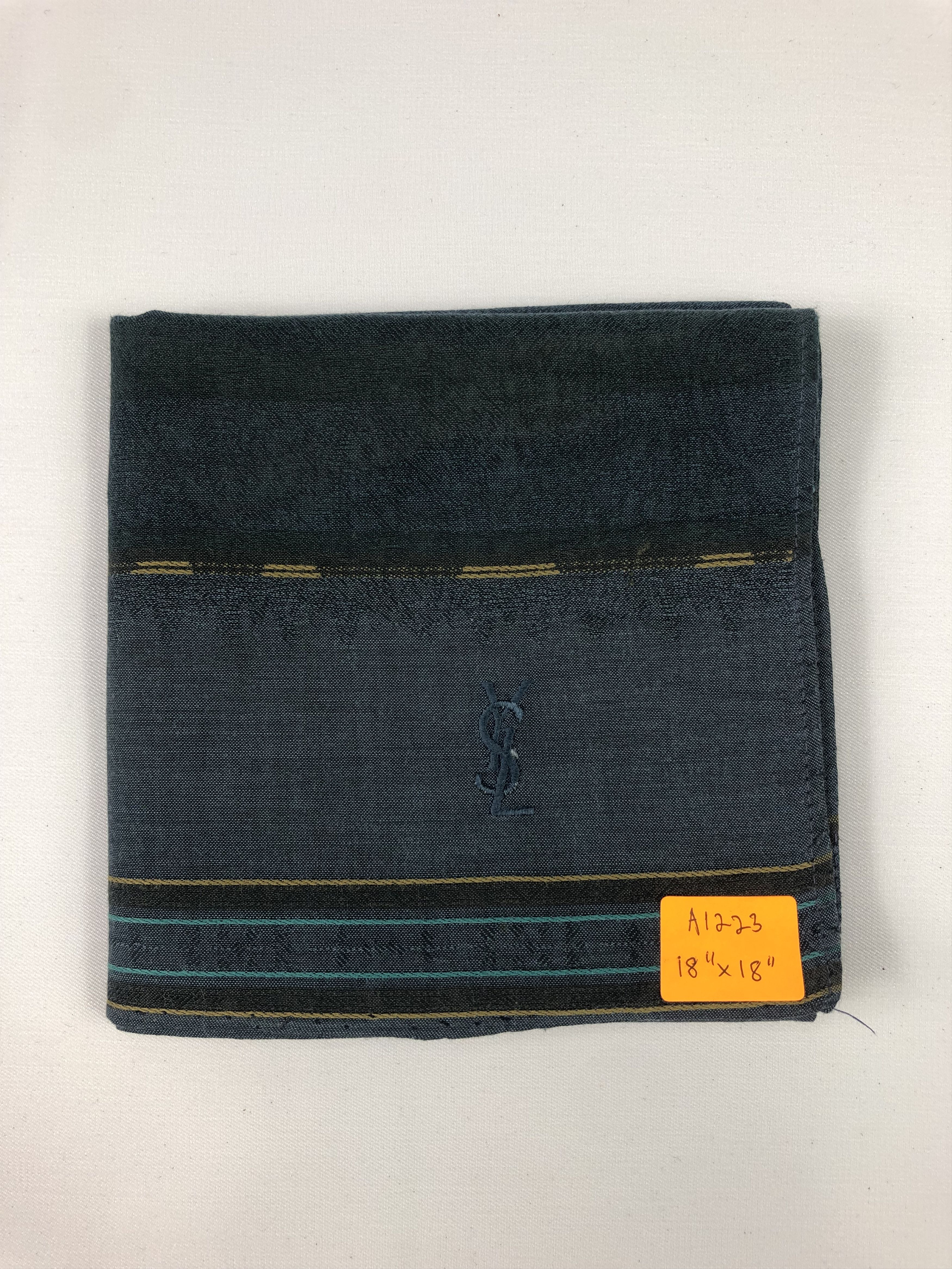Yves Saint Laurent Yves Saint Laurent Handkerchief / Bandana / Neckerchief Size ONE SIZE - 6 Thumbnail