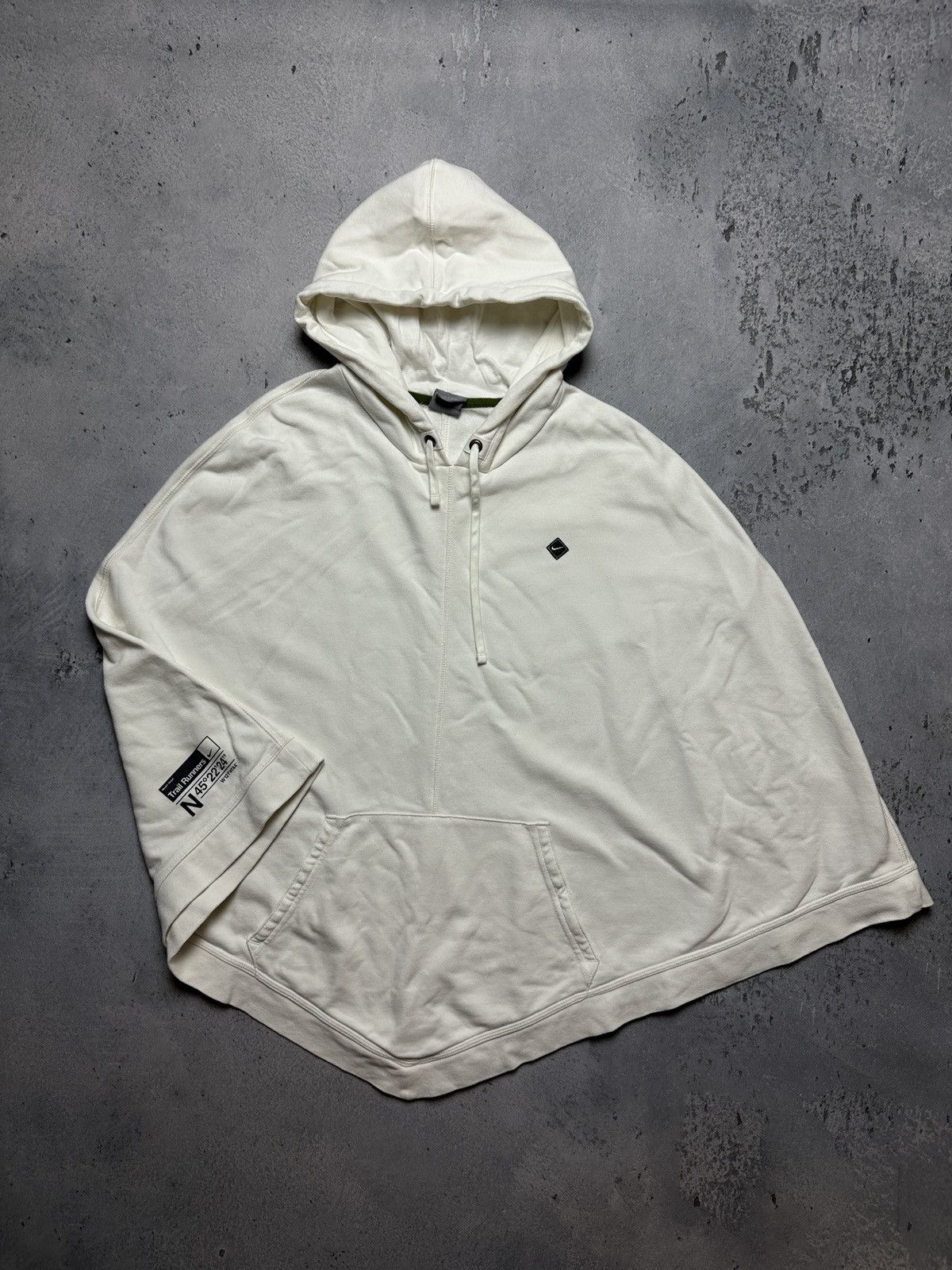 Nike Vintage Hoodie Poncho Nike Trail Runners Swoosh y2k USA 00s Size US L / EU 52-54 / 3 - 1 Thumbnail