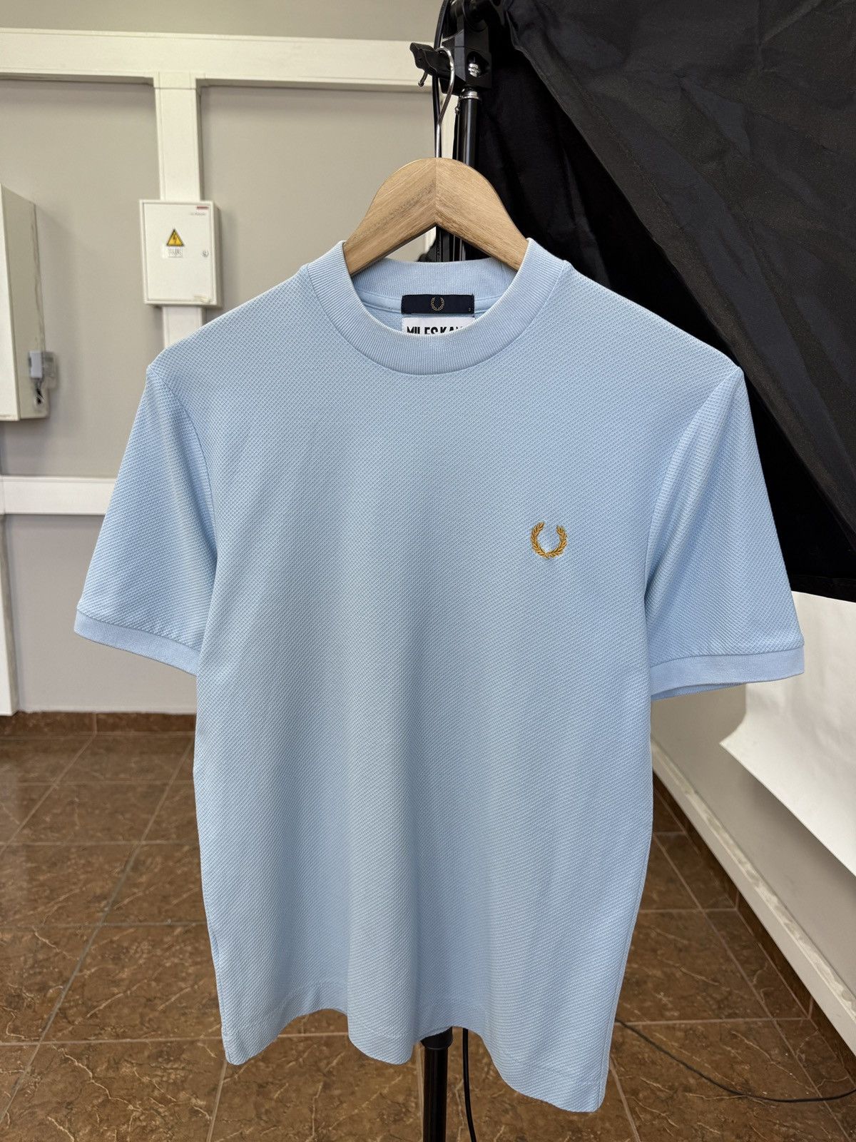Fred Perry × Vintage 🇬🇧 Y2K Fred Perry Miles Kane T-Shirt The Last Shadow Puppets Size US S / EU 44-46 / 1 - 1 Thumbnail