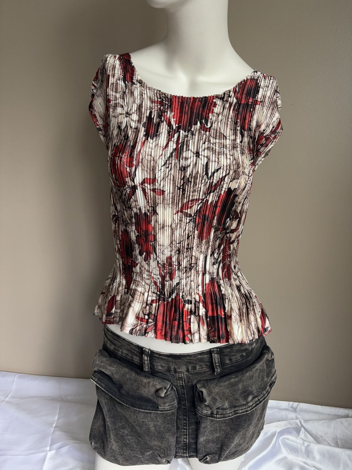 Japanese Brand × Vintage Super stretch vintage printed blouse t-shirt flowers Size ONE SIZE - 1 Thumbnail