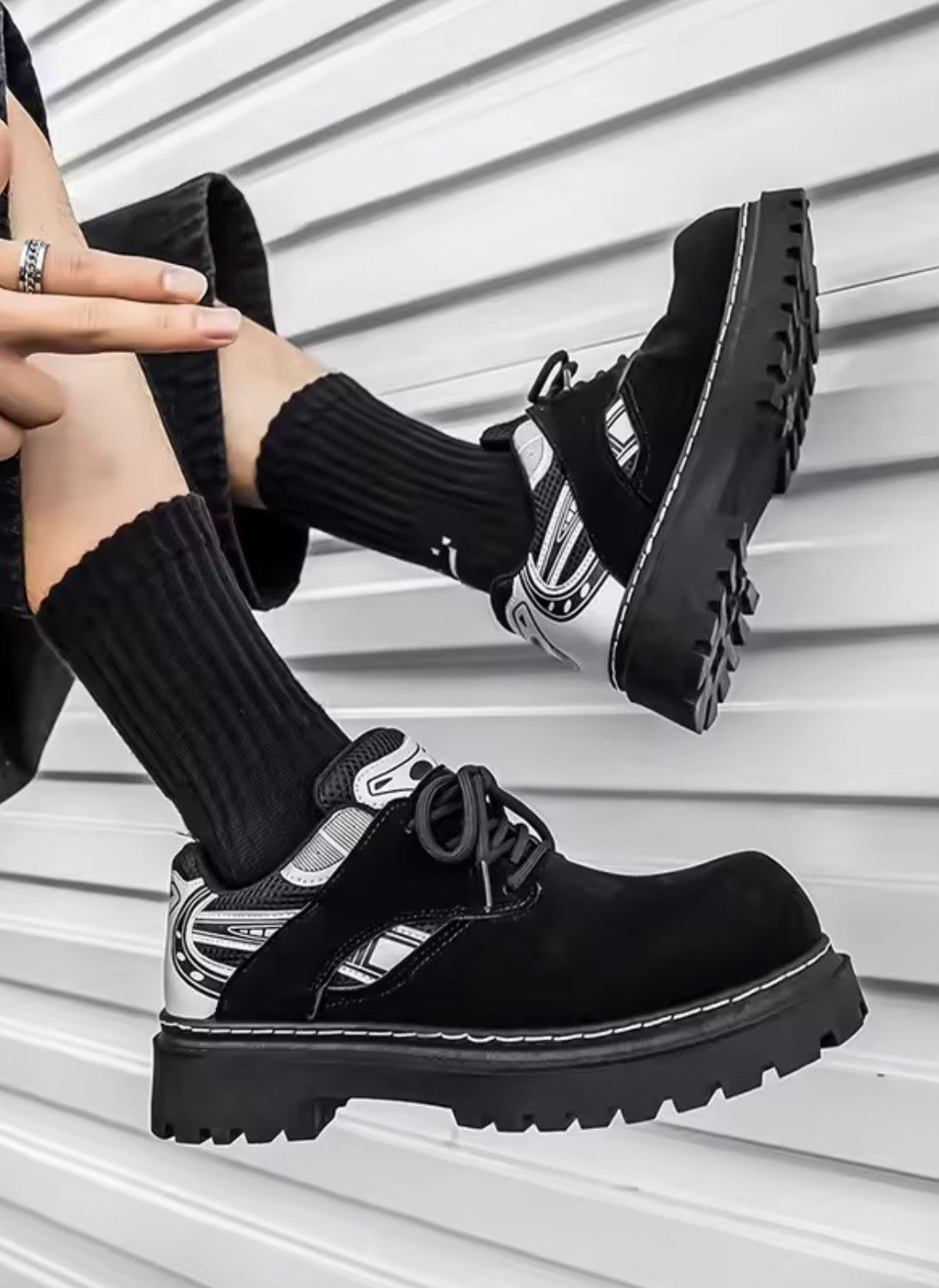 Japanese Brand Chunky Lug-Sole Low-Top Sneakers - PU Leather Size US 9.5 / EU 42-43 - 6 Thumbnail