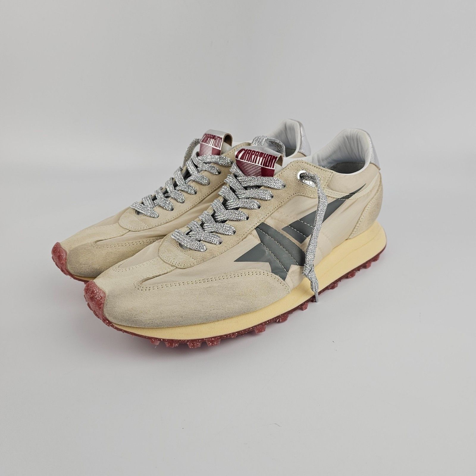  Marathon Men\'s Beige/Gray Sneakers New (Men\'s s