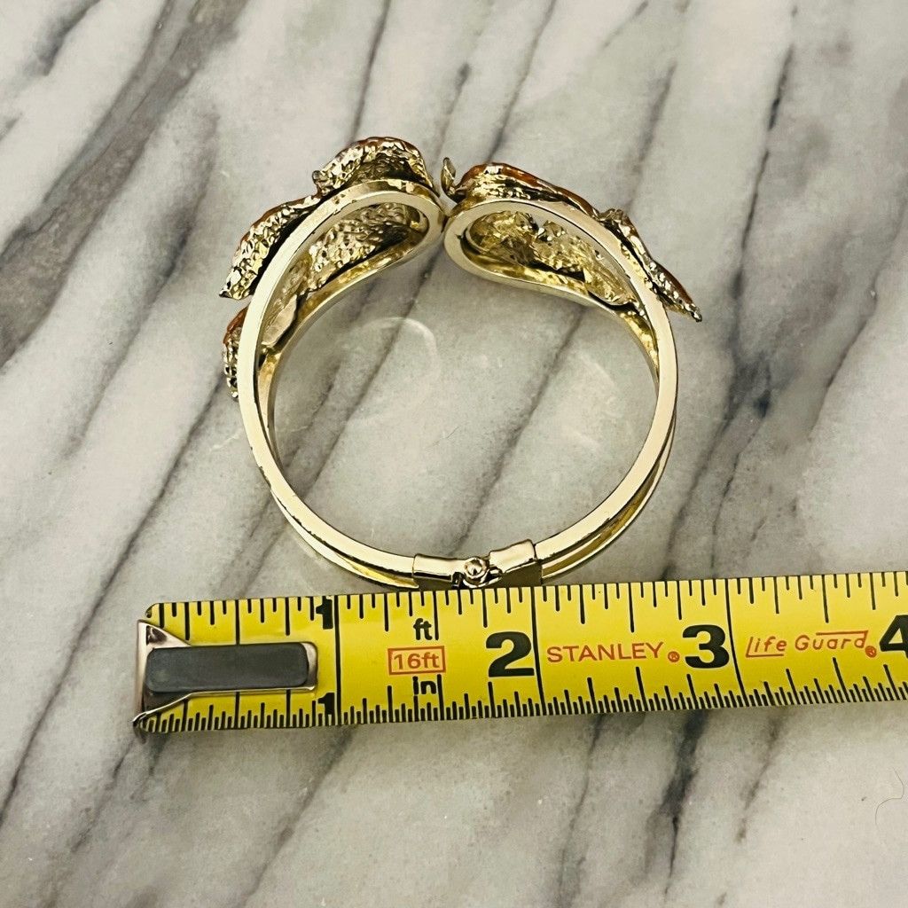 Vintage Vintage Leaf Motif Clamper Bracelet Gold Toned Metal Size ONE SIZE - 5 Thumbnail