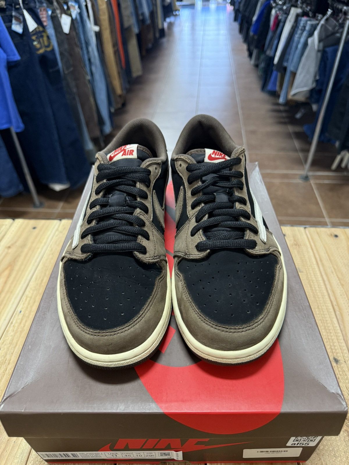 Nike × Travis Scott Travis scott low mocha size 11 og all Size US 11 / EU 44 - 3 Thumbnail