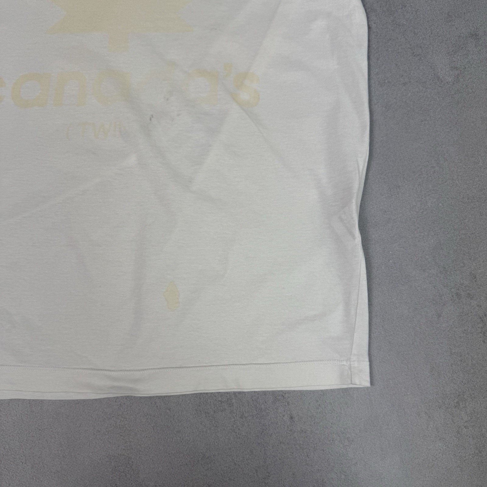 Dsquared2 Vintage Dsquared2 Big Logo T Shirt White Size XL Size US XL / EU 56 / 4 - 10 Thumbnail