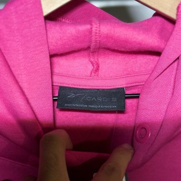 Reebok NWT REEBOK X CARDI B FUSHIA PINK SWEATSHIRT SZ 2XL XXL Size XXL / US 16-18 / IT 52-54 - 6 Thumbnail