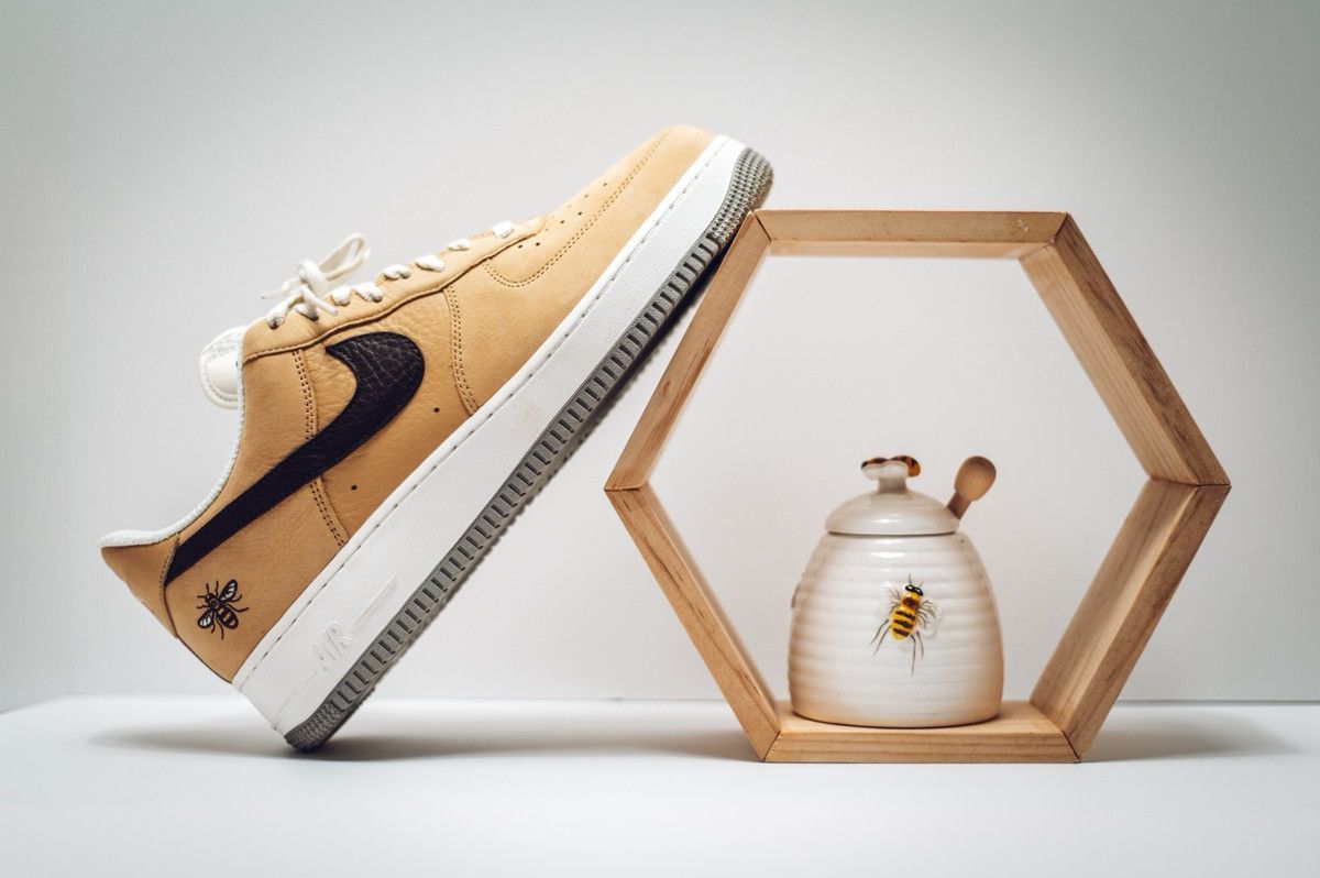 Nike Nike Air Force 1 Low- Manchester Bee Size US 12 / EU 45 - 14 Thumbnail