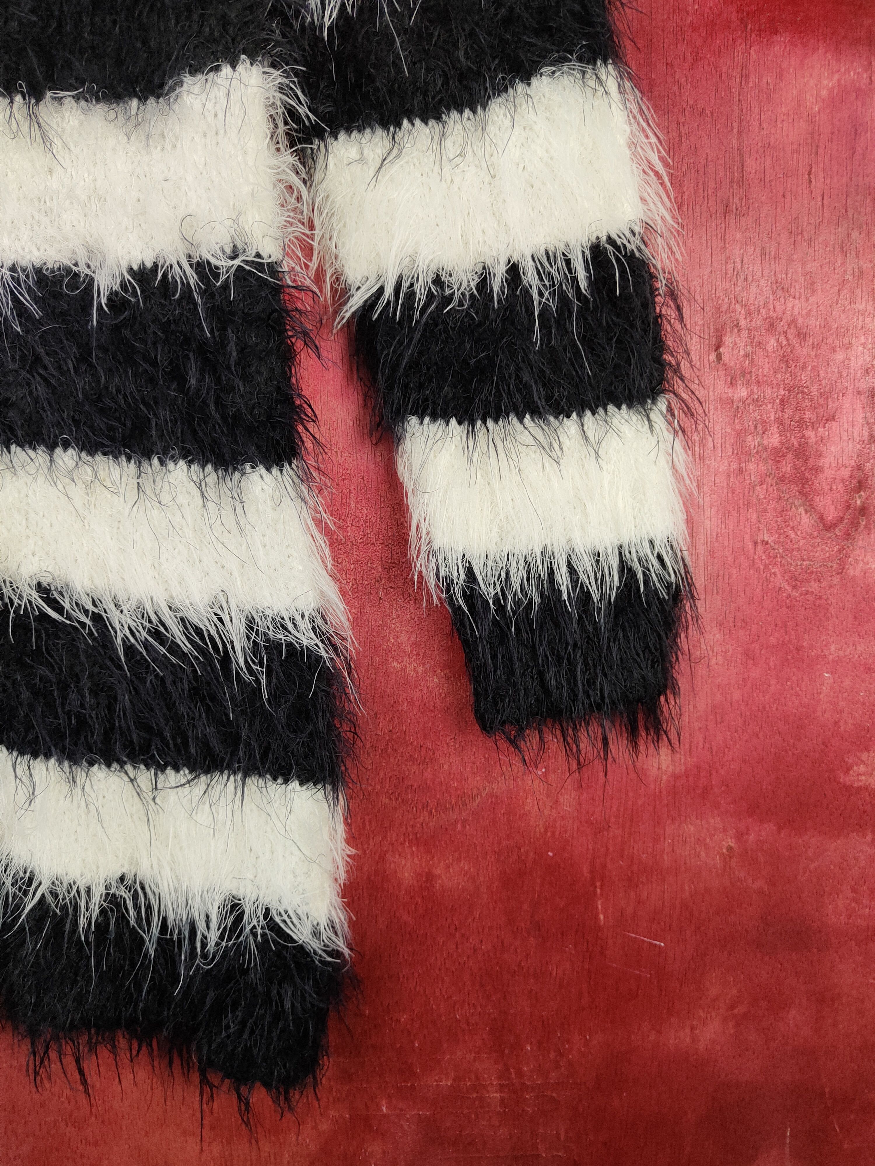 Japanese Brand Shiny Ripple Black White Fur Mohair Knitwear #S2062 Size M / US 6-8 / IT 42-44 - 6 Thumbnail