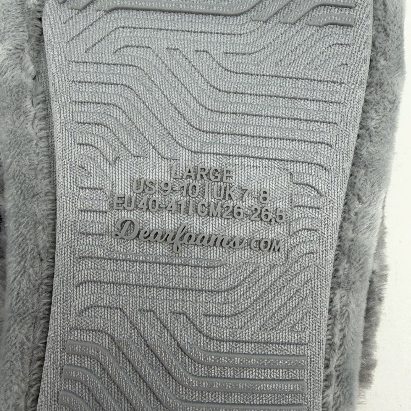 Vintage Dearfoams Slippers Womens 9.5 Gray Faux Fur Memory Foam Mule Indoor House Cozy Size ONE SIZE - 7 Thumbnail