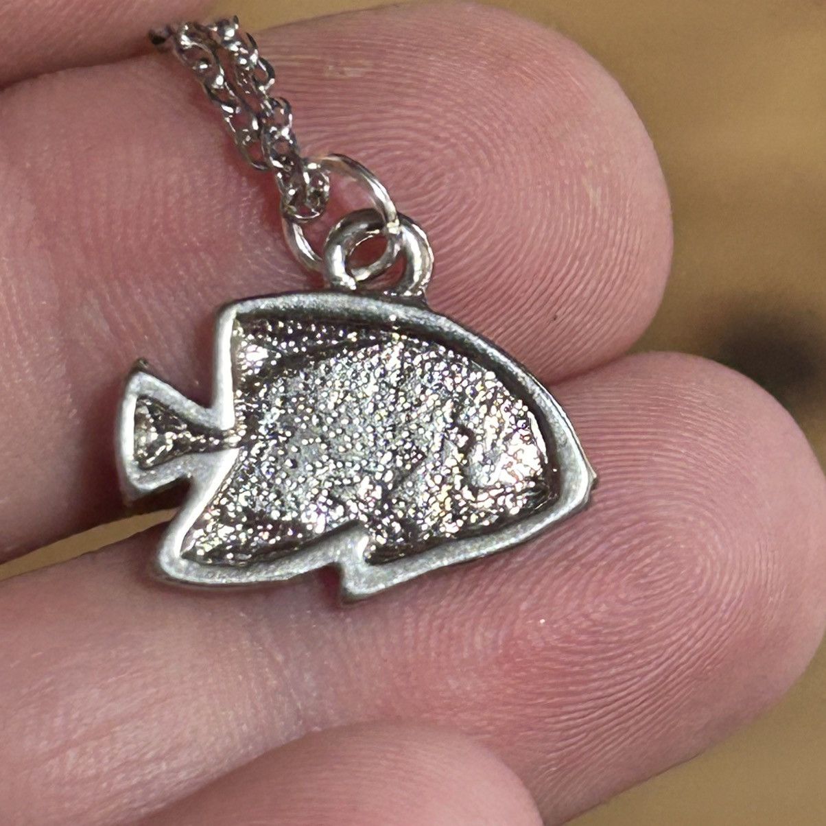 Handmade Handcrafted salvaged vintage abalone fish pendant necklace Size ONE SIZE - 5 Thumbnail
