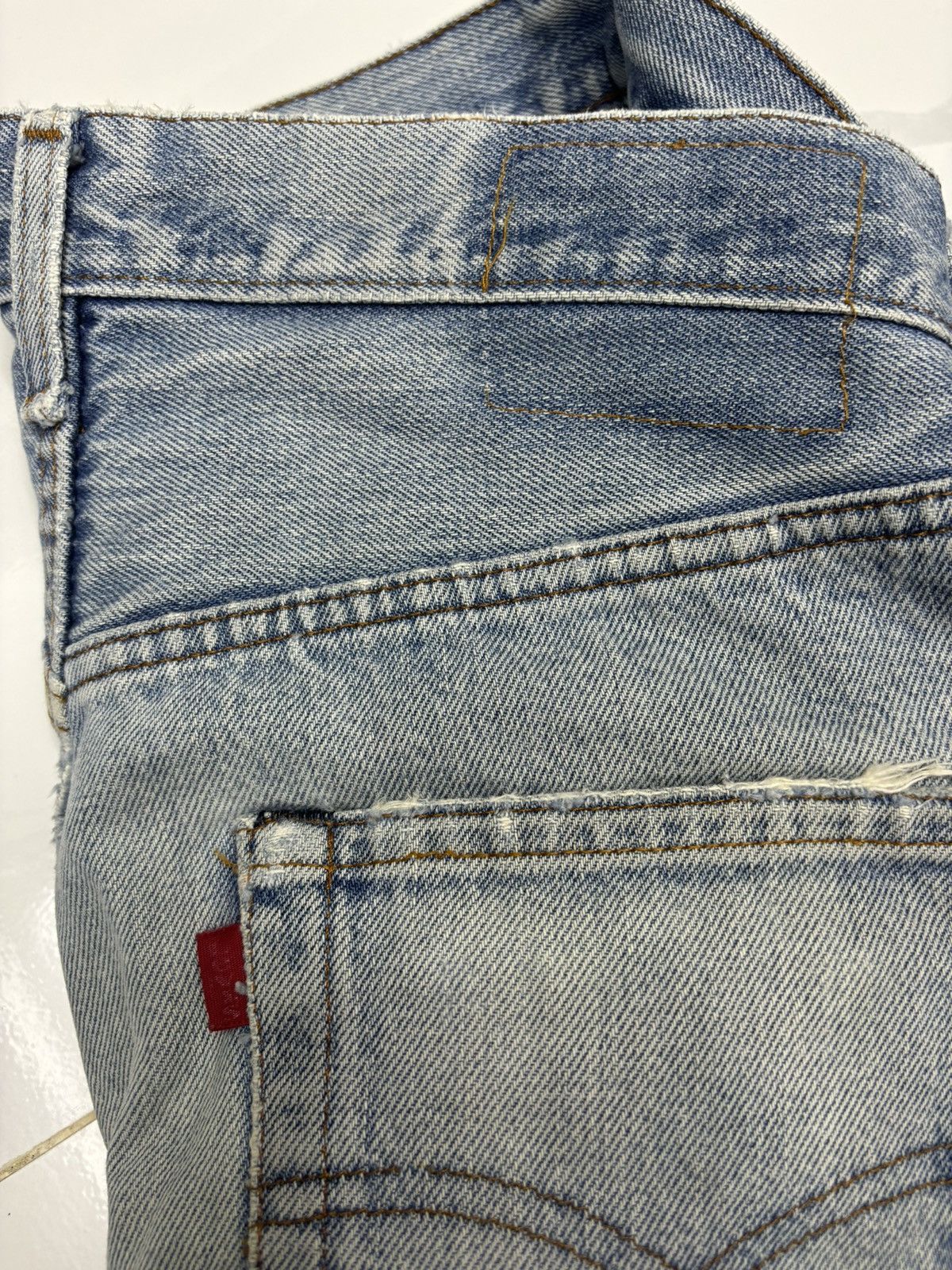 Levi's × Vintage Levis 501 Selvedge Button 558 Distress Denim Jean Size US 30 / EU 46 - 11 Thumbnail