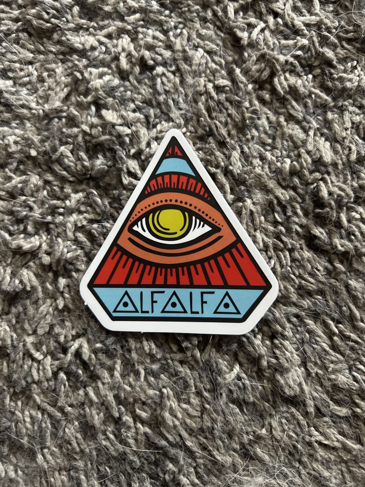 Hypebeast × Vintage Alfalfa Eye Of Providence Sticker Size ONE SIZE - 1 Thumbnail