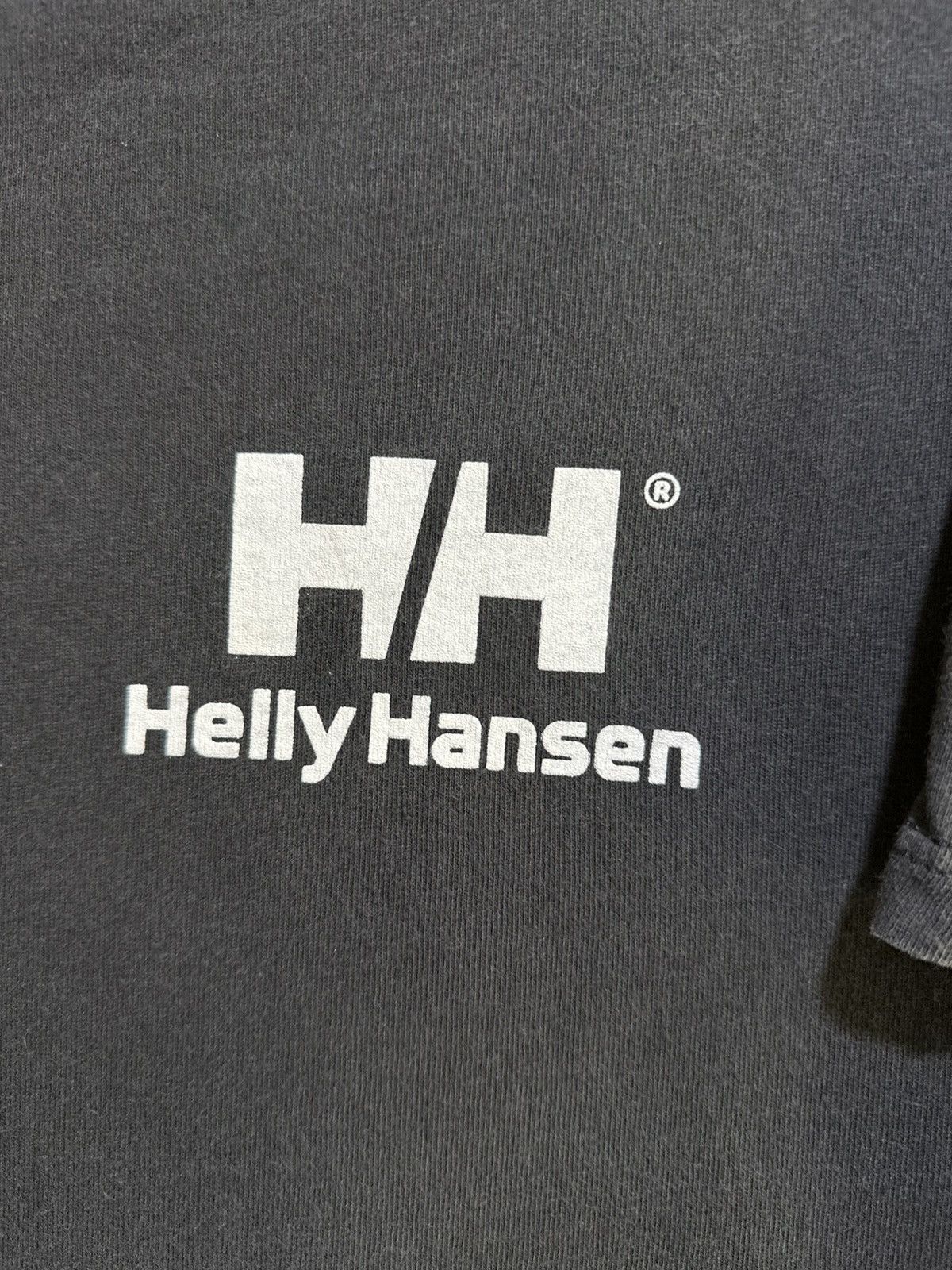 Helly Hansen Vintage Helly Hensen Because The World Isn’t Flat Faded Tee Size US M / EU 48-50 / 2 - 3 Thumbnail