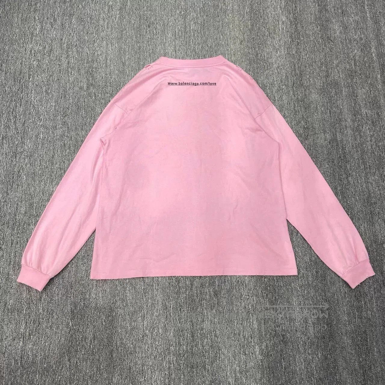 Balenciaga Balenciaga Pink Heart Sweatshirt XS. Size XS / US 0-2 / IT 36-38 - 2 Thumbnail