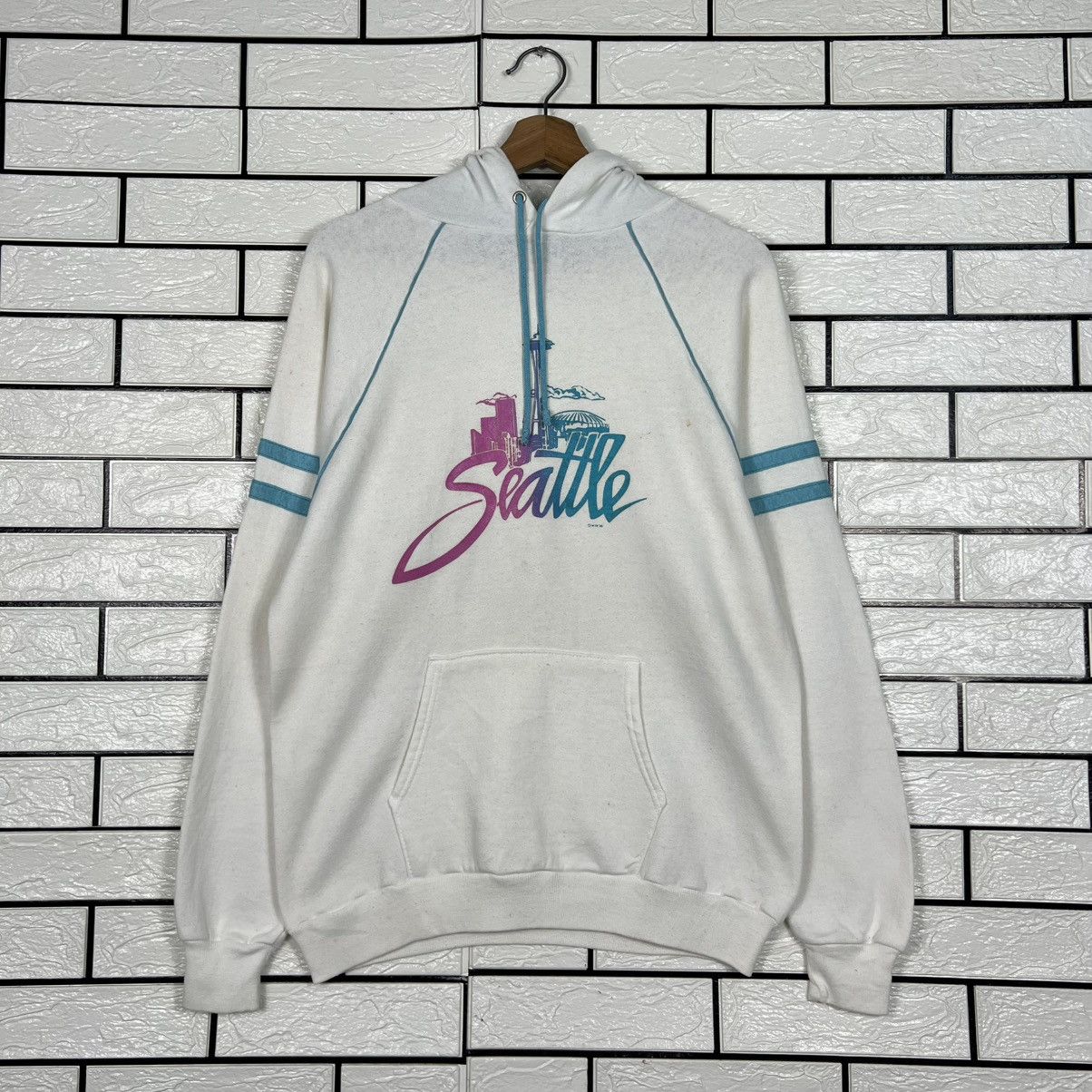 Vintage 1982 SEATTLE Future City Graphic Pullover Hoodies #3987-C181 Size US L / EU 52-54 / 3 - 10 Thumbnail