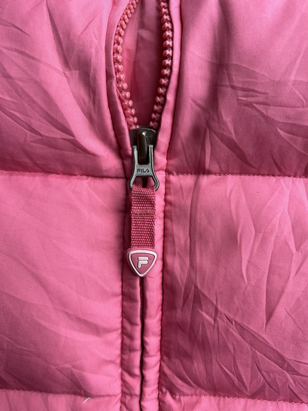 Fila Vintage Y2K Fila puffer top🎀💗👩🏻‍🎤 Size S / US 4 / IT 40 - 4 Thumbnail