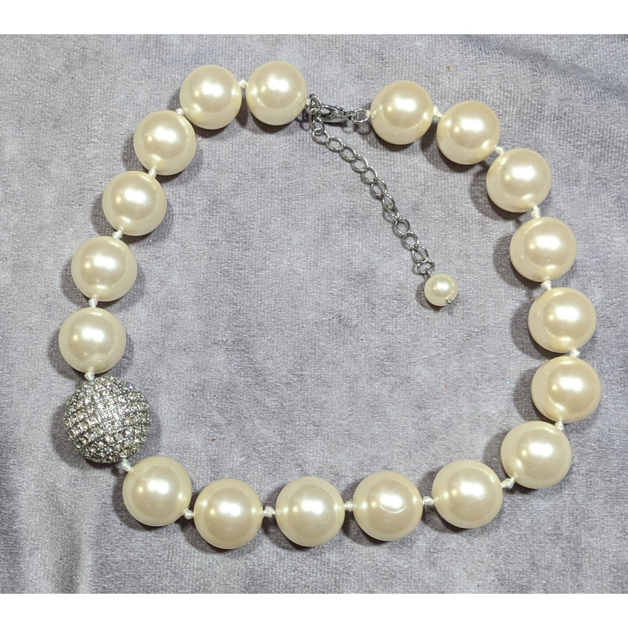 Other Vintage Glam Chunky Faux Pearl Necklace With Rhinestone Bead Size ONE SIZE - 6 Thumbnail