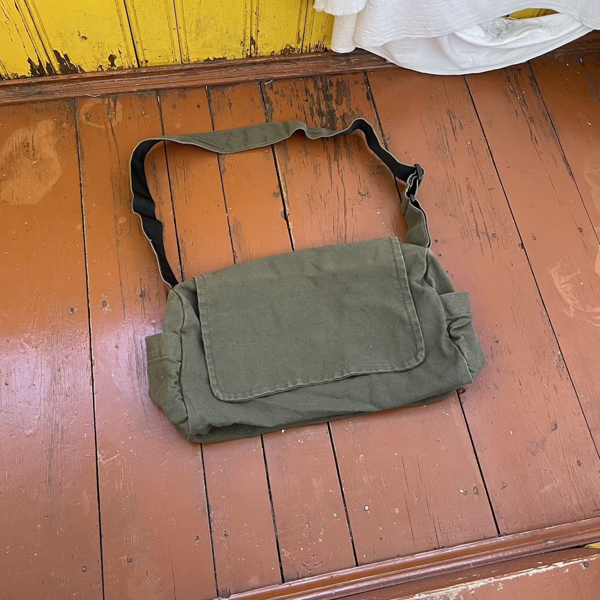 Other Crossbody bag y2k opium grunge alt faded distressed Size ONE SIZE - 4 Thumbnail