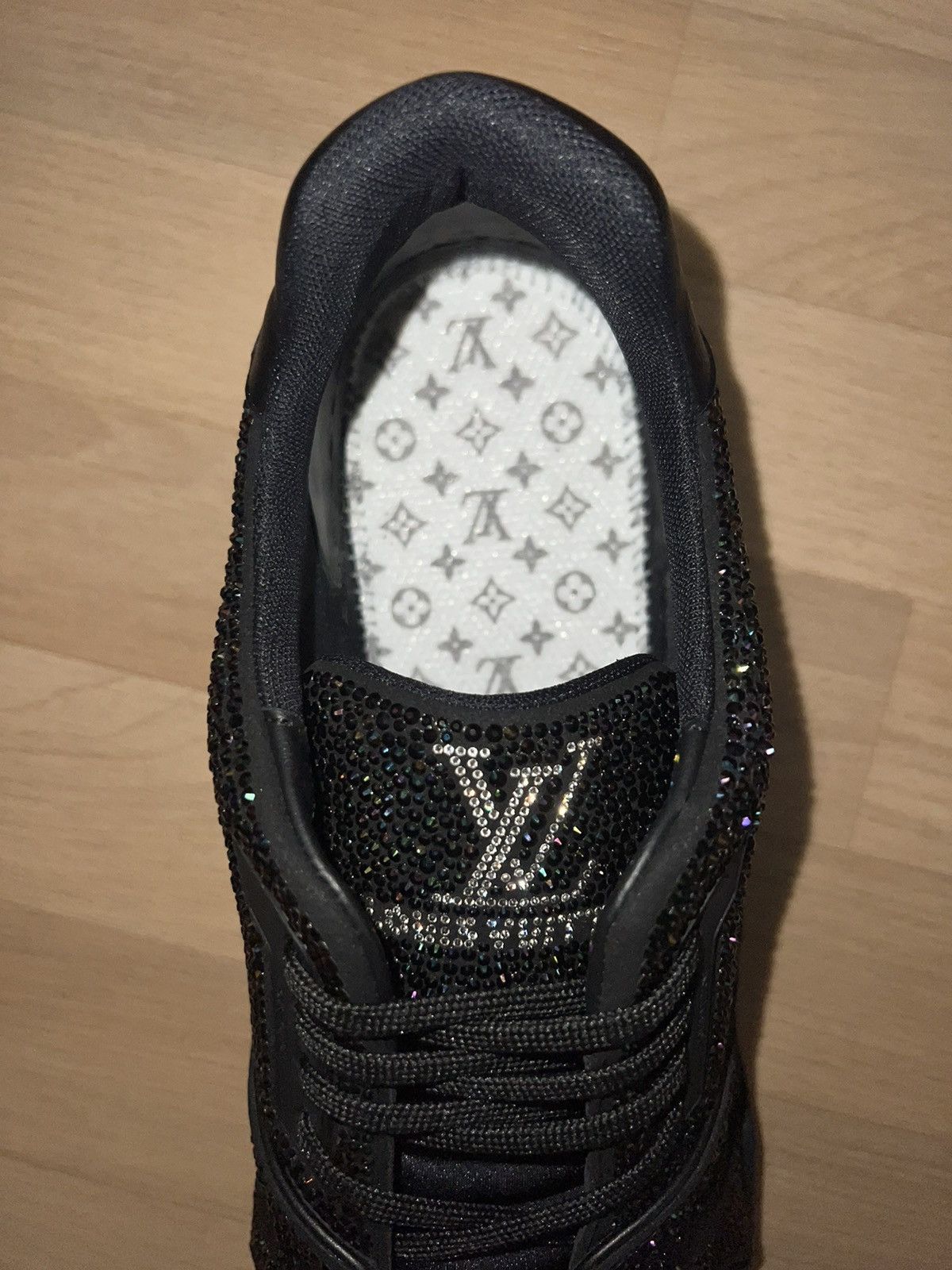 Louis Vuitton Louis Vuitton Crystal Trainer Size US 12 / EU 45 - 11 Thumbnail