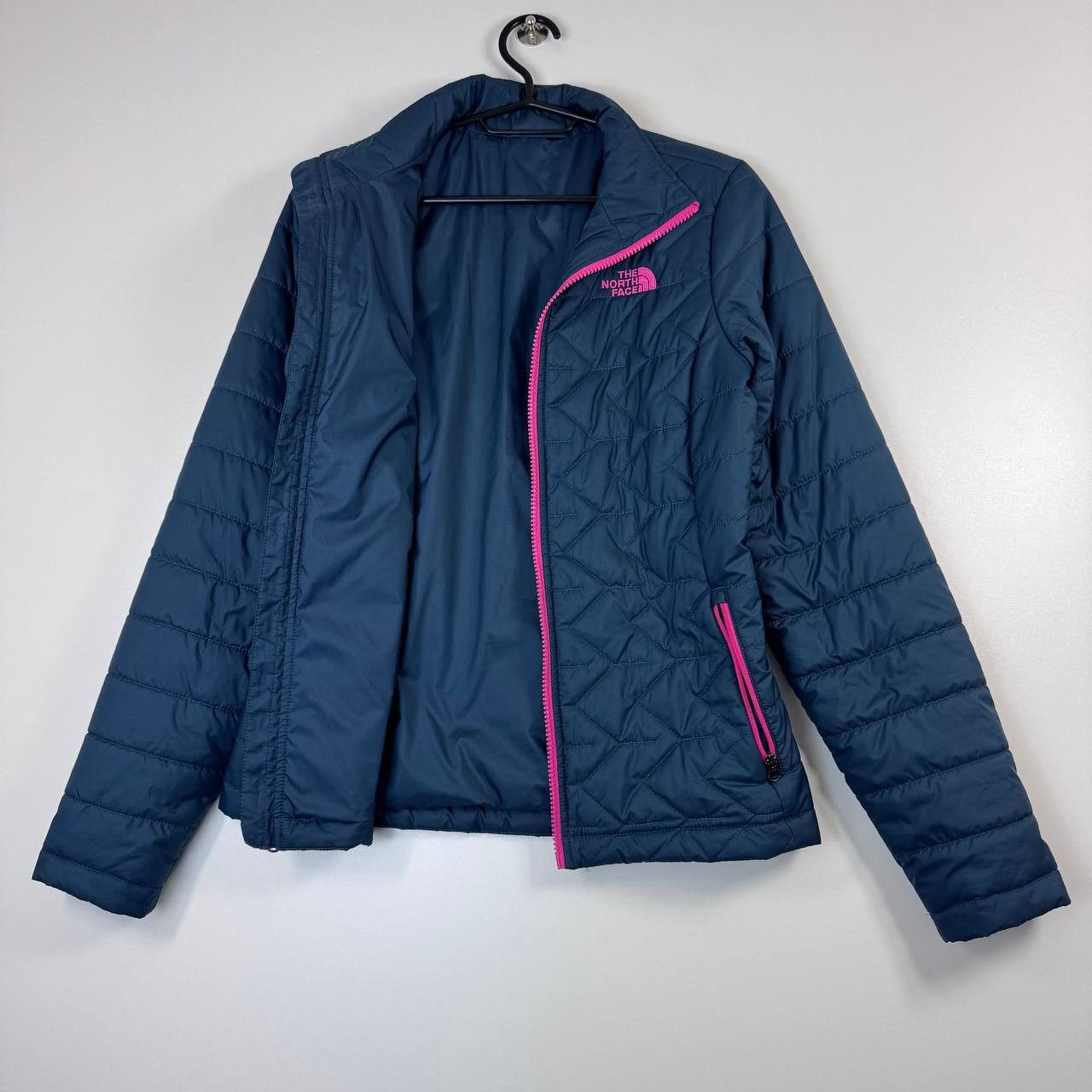 The North Face The North Face Womens Quilted Jacket Blue Pink Puffer Size S Size S / US 4 / IT 40 - 2 Thumbnail