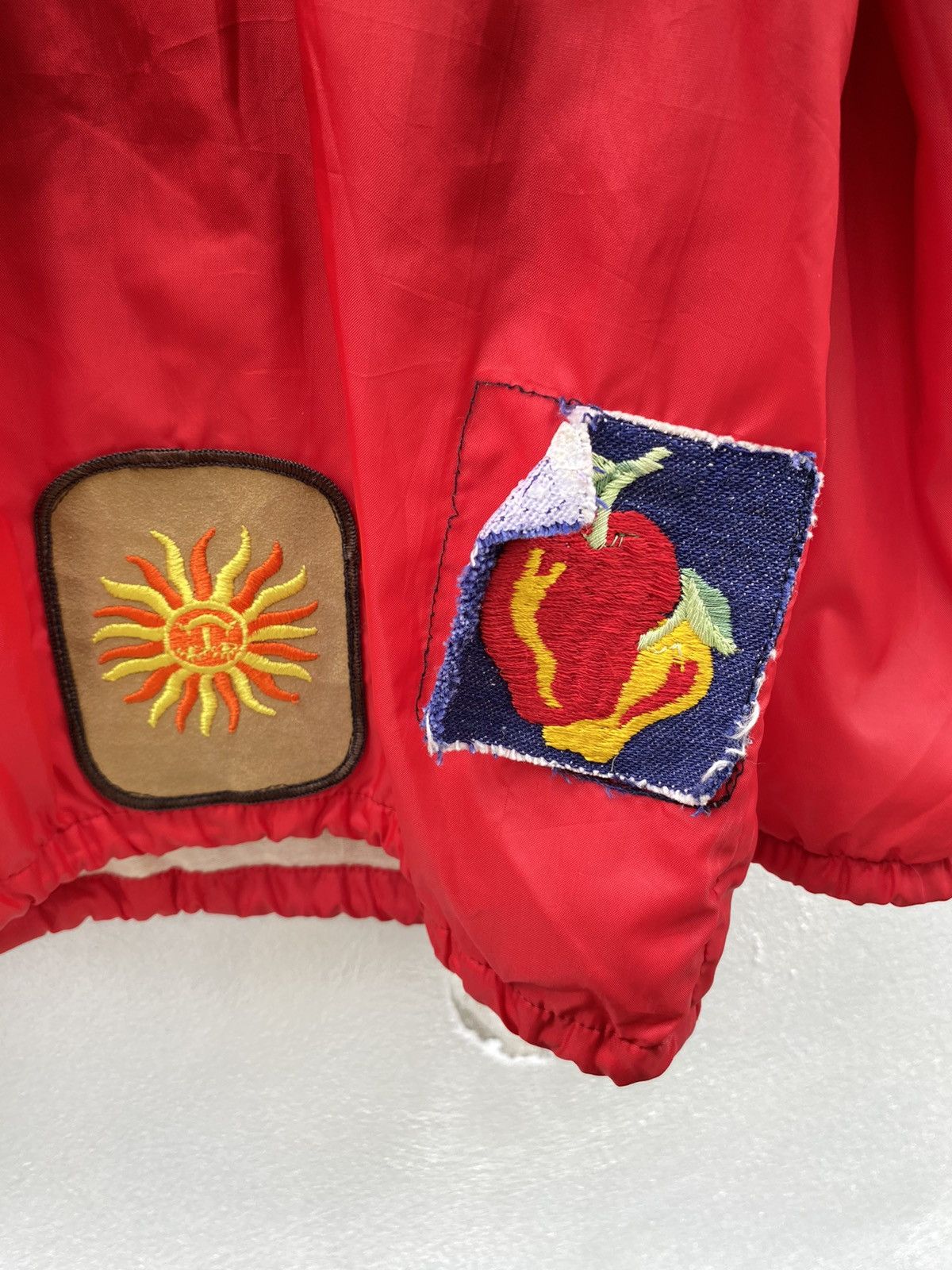 Vintage Vintage red nylon patch jacket Size US L / EU 52-54 / 3 - 12 Thumbnail