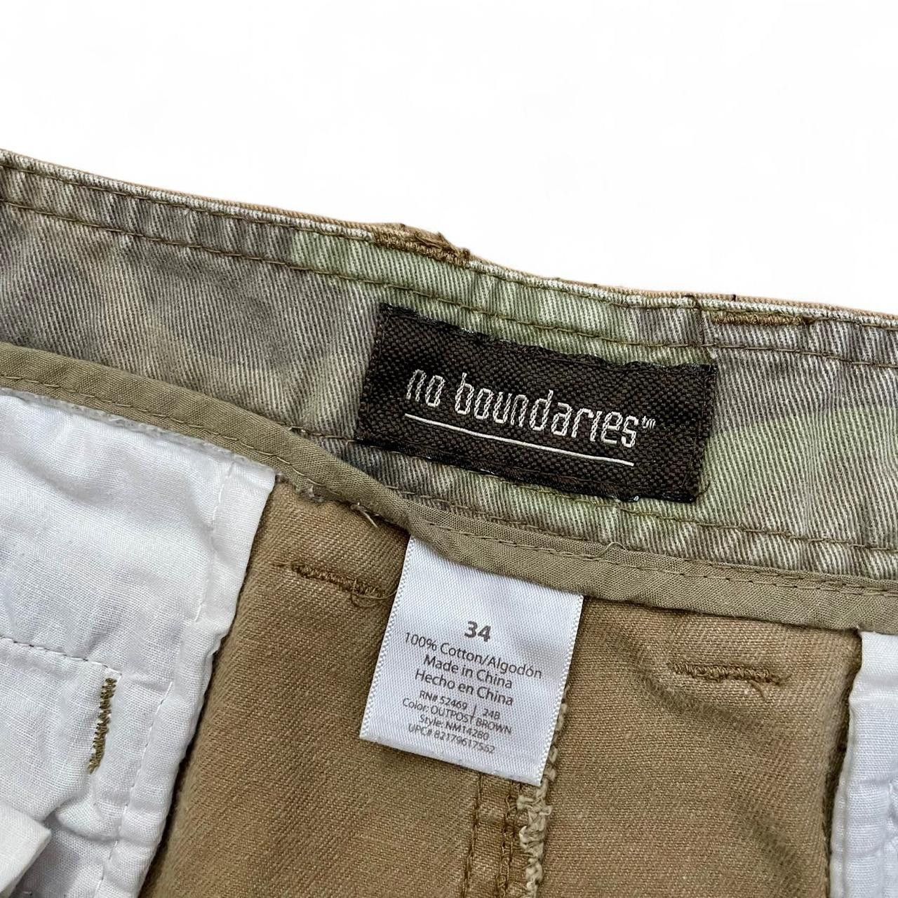 Vintage Y2k No Boundaries Shorts - Size 34 Size US 34 / EU 50 - 5 Thumbnail