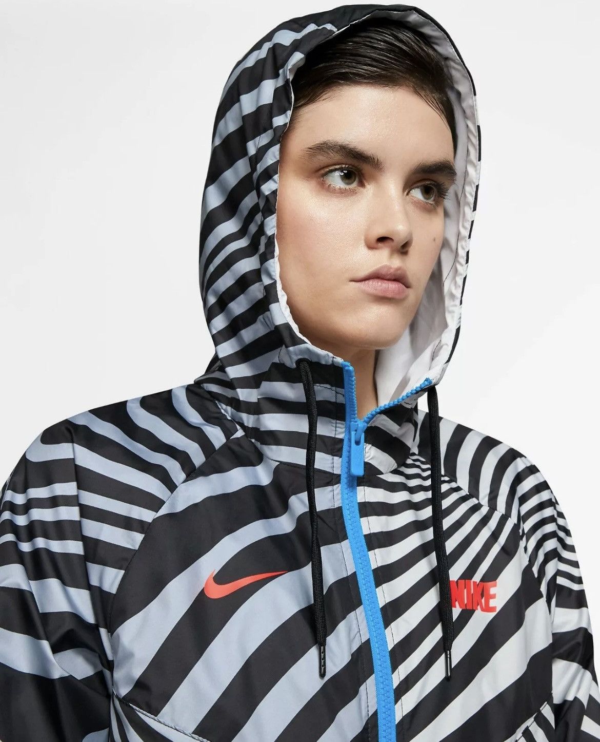 Nike NIKE SPORTWEAR WMN AIR MAX WINDRUNNER JACKET Size US M / EU 48-50 / 2 - 16 Thumbnail