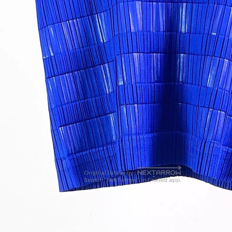 Issey Miyake Issey Miyake Royal Blue Ruched Short-sleeve Top Size L / US 10 / IT 46 - 4 Thumbnail